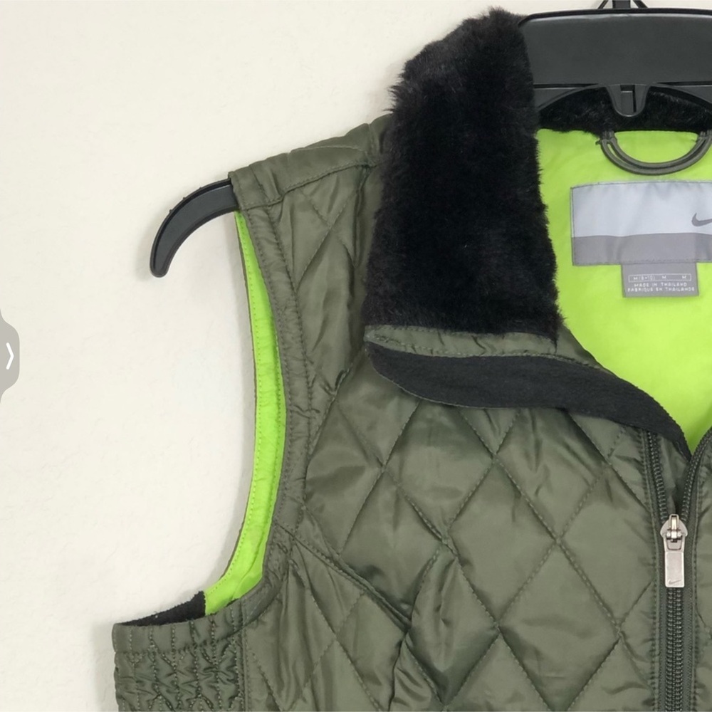 NIKE Women’s Neutral Green Quilted Puffer Vest with Fur Collar - Picture 10 of 14